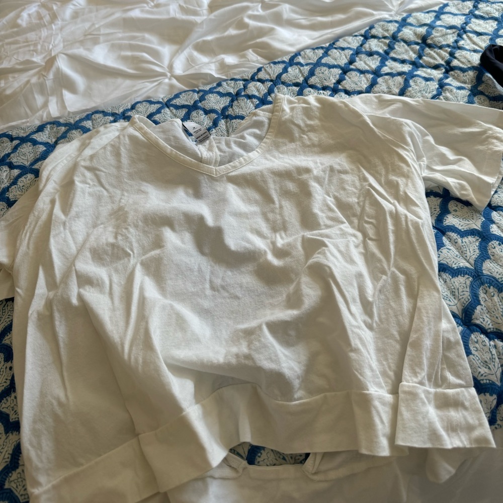 Variety Open back tee